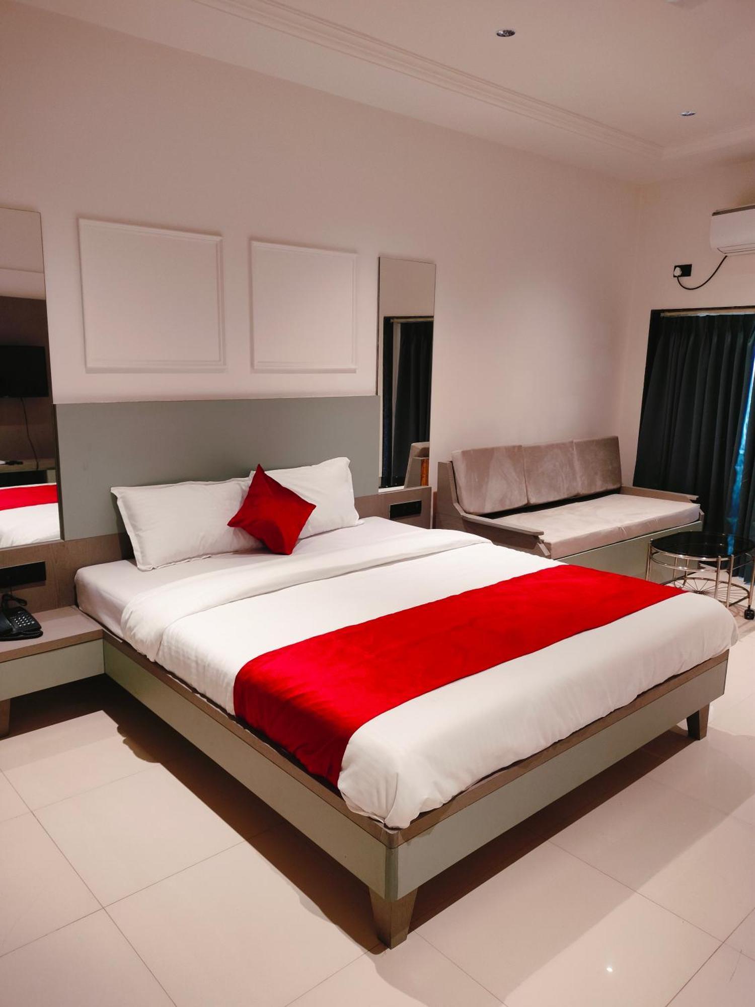 Golden Resort Igatpuri Dış mekan fotoğraf